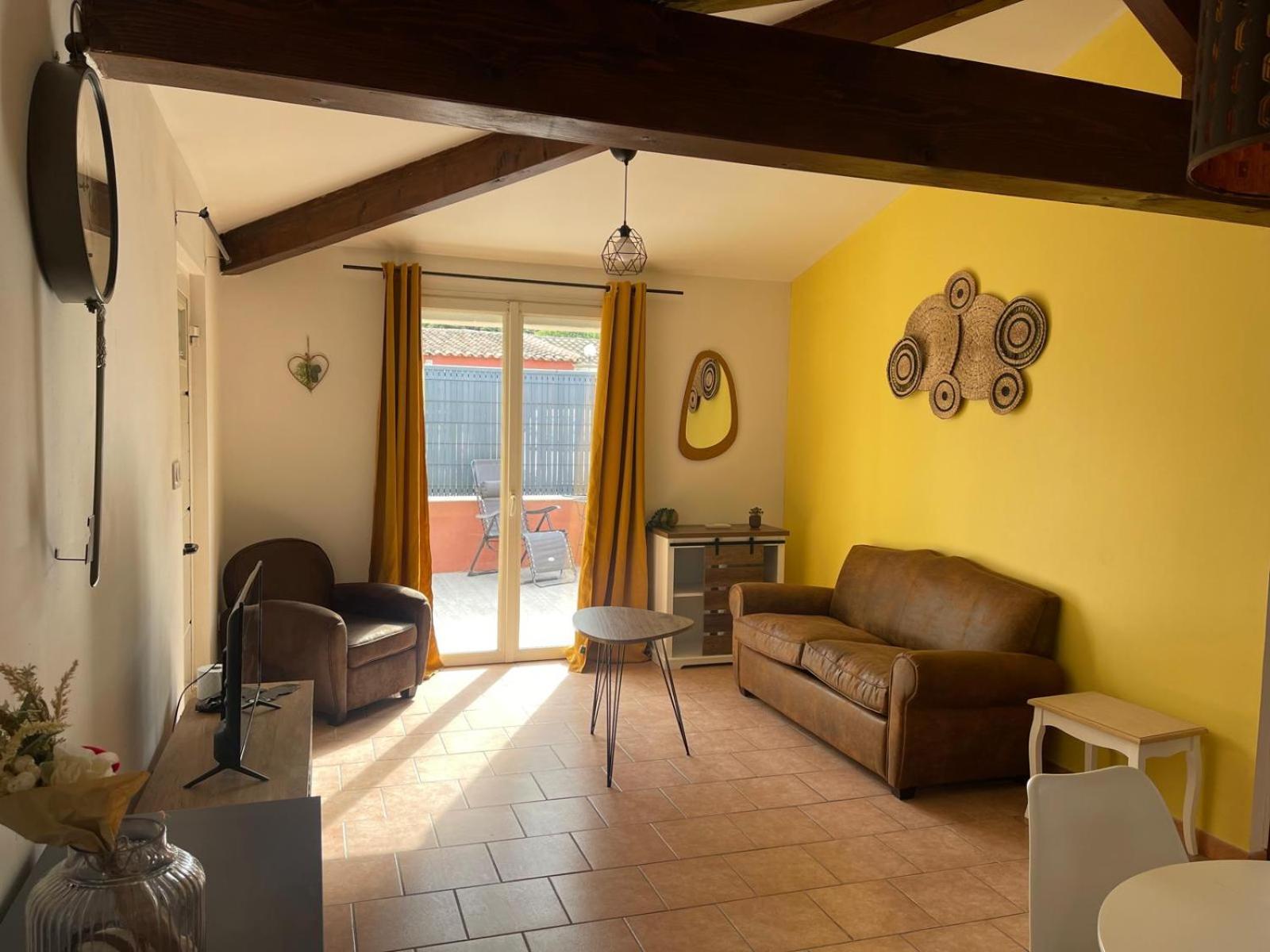Aparthotel La Casa Bella Gignac-la-Nerthe Exteriér fotografie